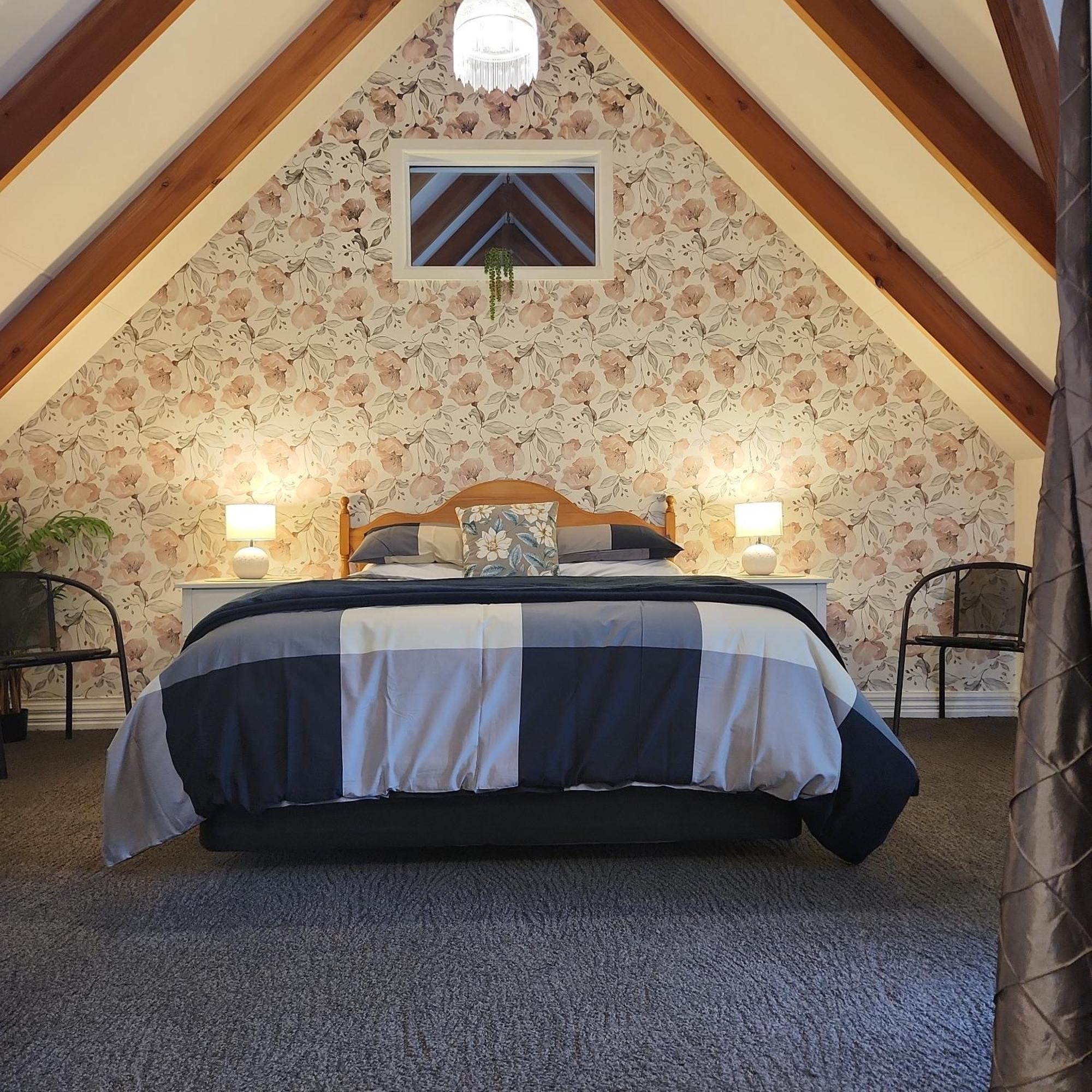 Westholm Lodge Harihari Esterno foto